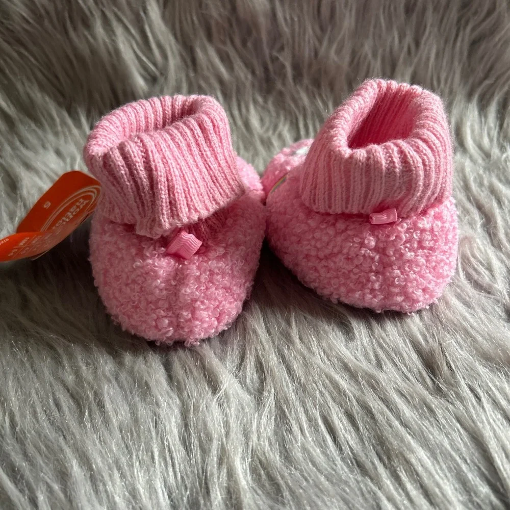 Wonder Nation Slippers Baby Girl's Size 5 Pink Fuzzy Rainbow Shoes 12-18 Months